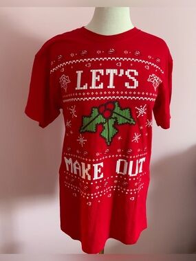 Red Holiday Graphic Tee "LET'S MAKE OUT"